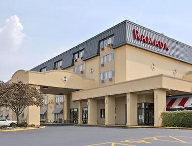 ホテル Ramada フェアビュー・ハイツ エクステリア 写真