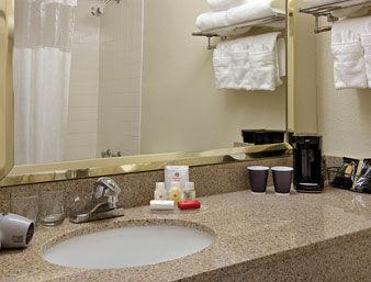 ホテル Ramada フェアビュー・ハイツ 部屋 写真
